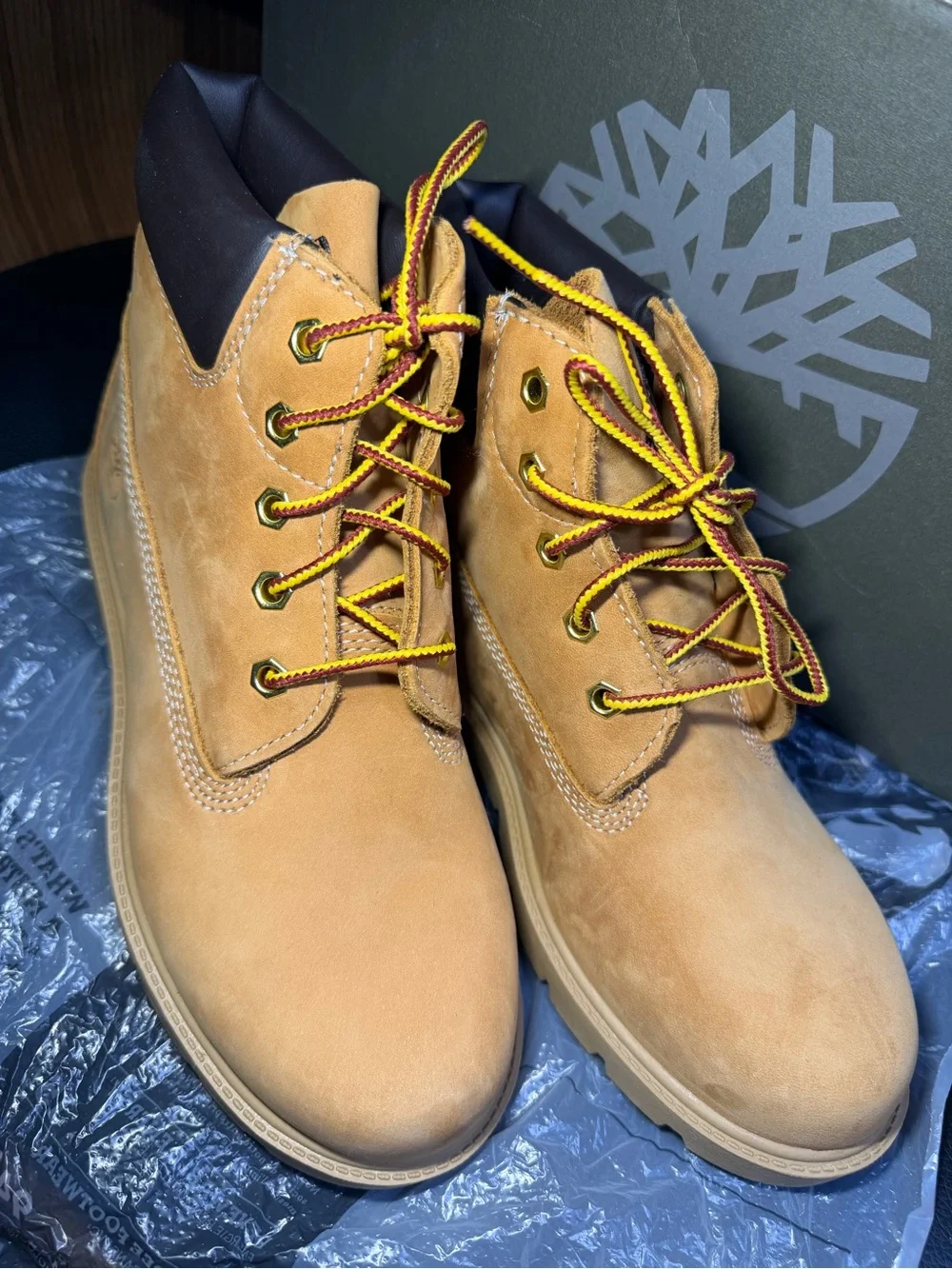 Timberland Boots 6” Classic Youth Kids Boys Sz 3US Box New